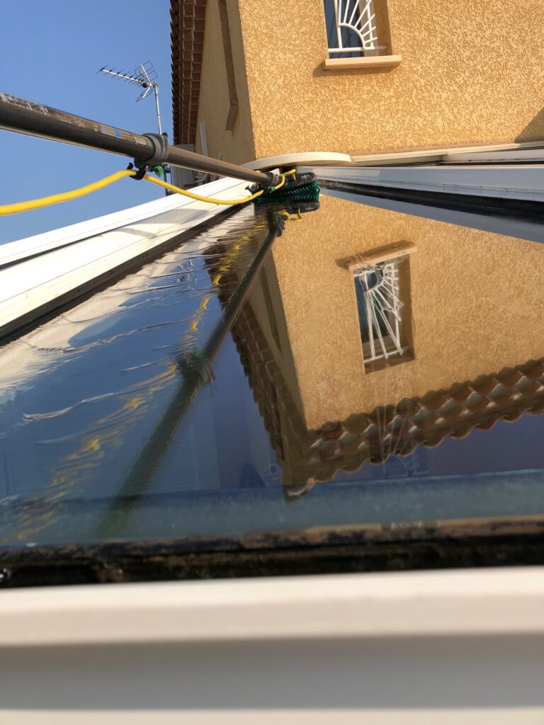 Lavage de vitres par eau osmosée